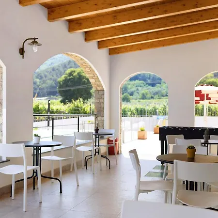 Antichi Ricordi - Il Pollaio Apartment Marina dʼAndora