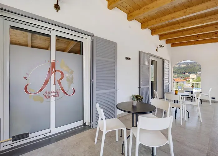 Antichi Ricordi - Il Pollaio Lejlighed Marina dʼAndora